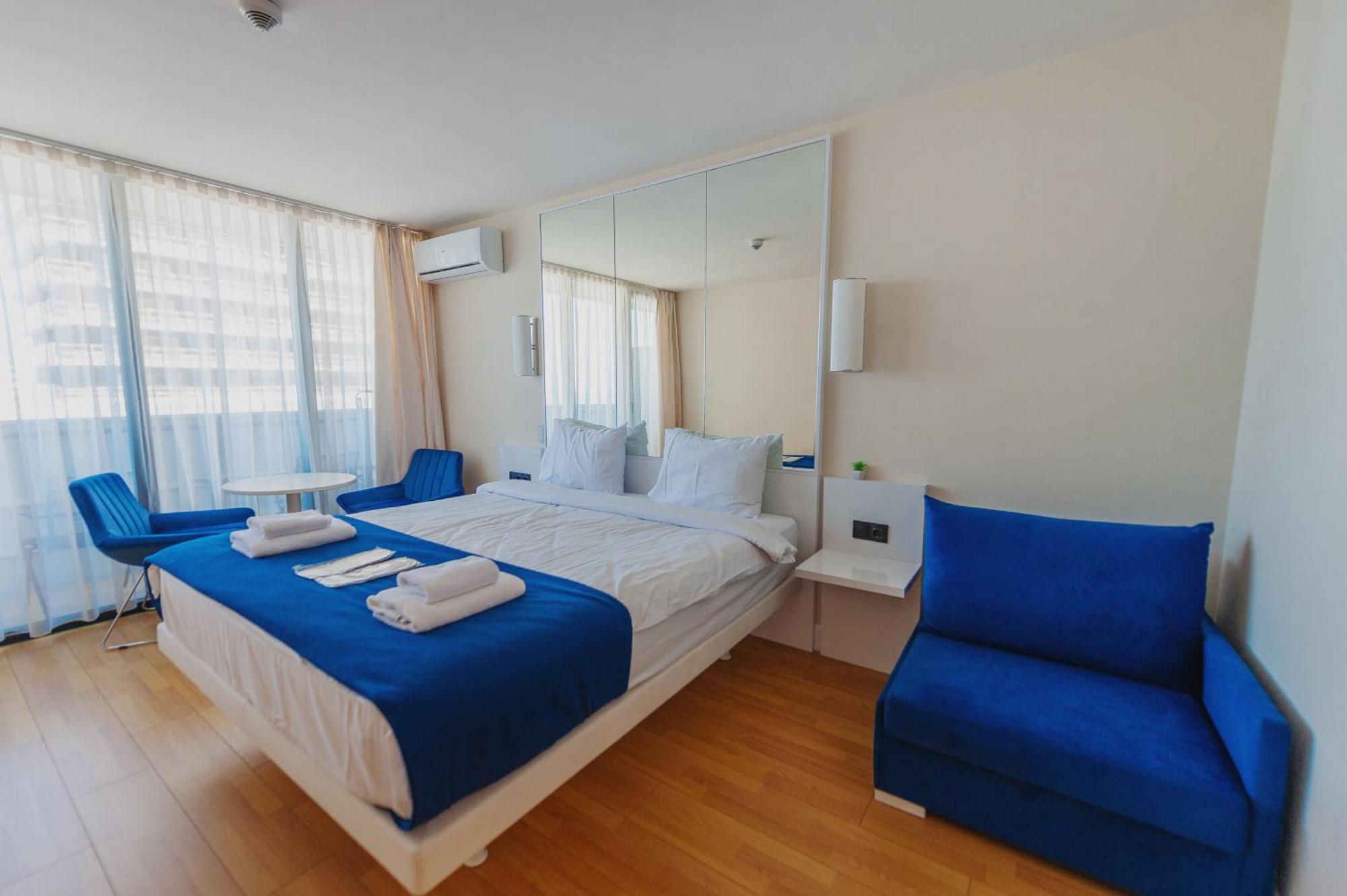 Orbi City Luxury Towers Aparthotel Batumi Exterior foto